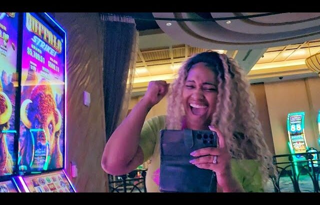 This HUGE WIN Had Her Jumping For Joy In The Casino!! 🎰🤯