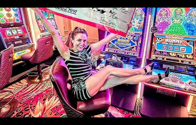I BANKRUPTED a Vegas Casino with My LAST $44!!