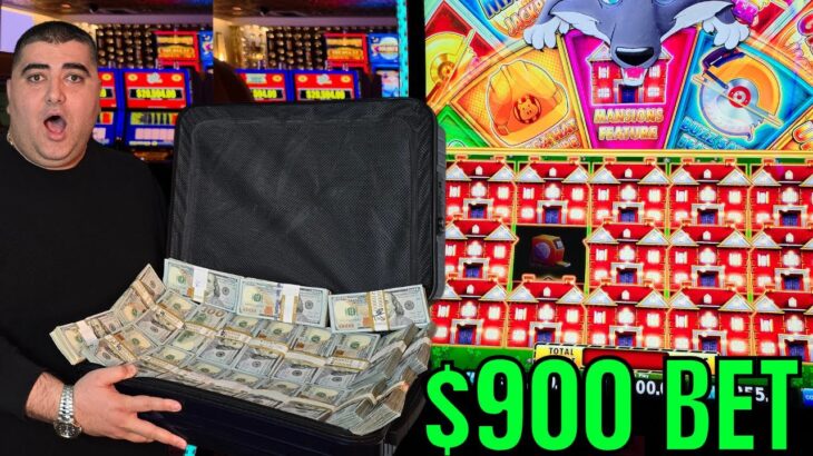 This ONCE IN A LIFETIME WIN Shocked the Entire Casino