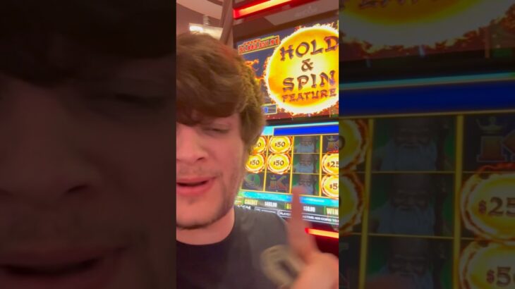 Literally nobody freak out! #comedy #slots #gambling #casino #money