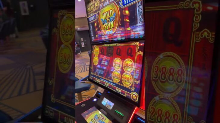 I DID NOT KNOW THIS COULD HAPPEN! #casino #gambling #jackpot #slot