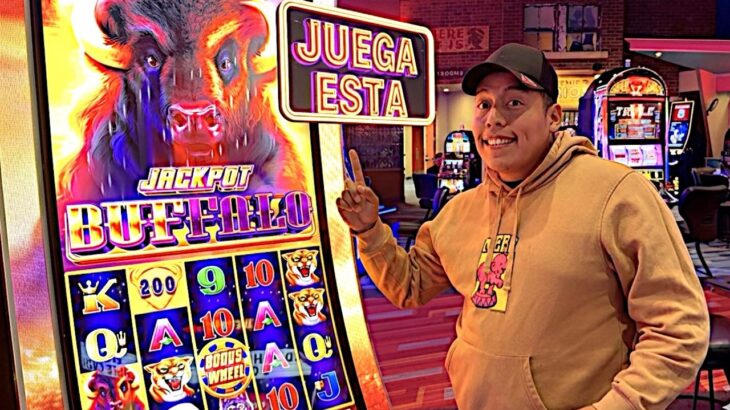 Jugando La Maquina Que Me Recomendo Un Empleado Del CASINO!
